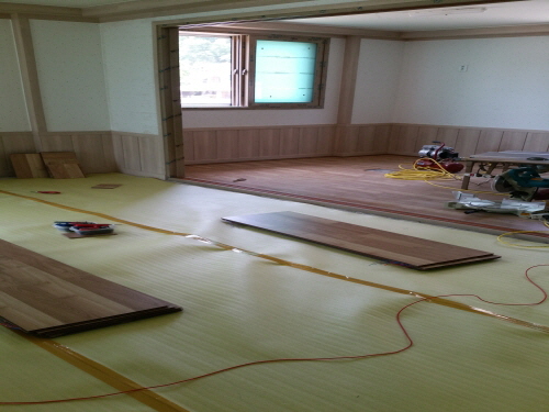 b87a6cf319548b07d6f64263079b614d_1439891