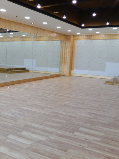 fed95b346f3e9d99127bdf780cf94f68_1439887